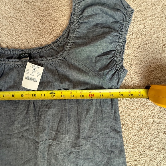 J. Crew Factory Chambray Cap Sleeve Top Size M NWT - Picture 4 of 10